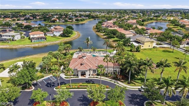 1451 Weeping Willow CT, Cape Coral, FL 33909