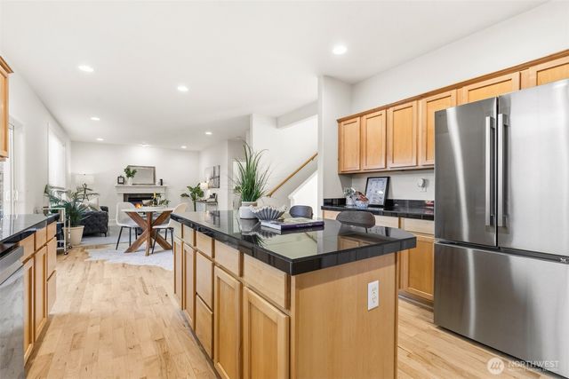 2017 NE 24th Place, Renton, WA 98056