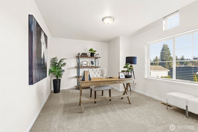 2017 NE 24th Place, Renton, WA 98056