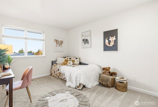 2017 NE 24th Place, Renton, WA 98056