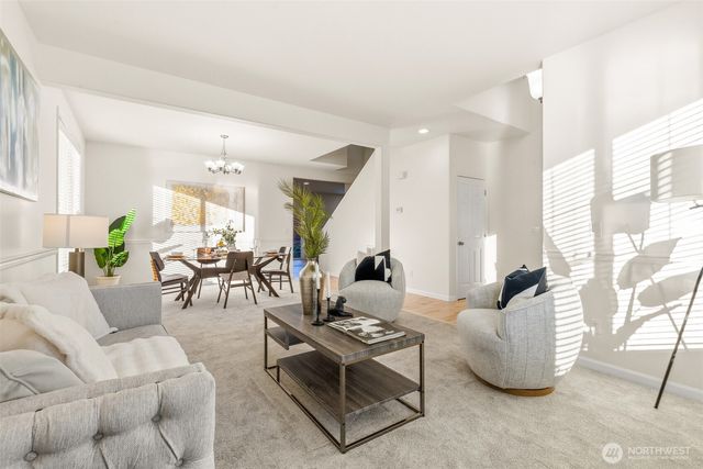 2017 NE 24th Place, Renton, WA 98056