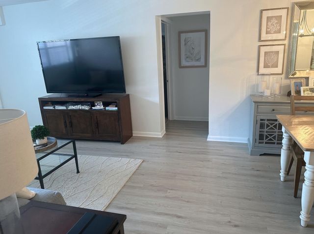 3930 Crystal Lake Drive 206, Deerfield Beach, FL 33064