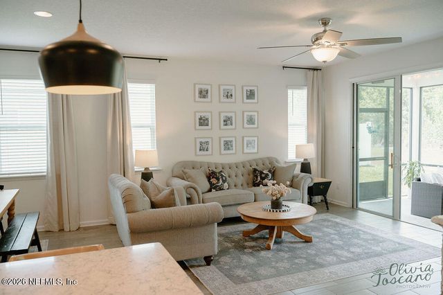 1078 PERSIMMON Drive, Middleburg, FL 32068