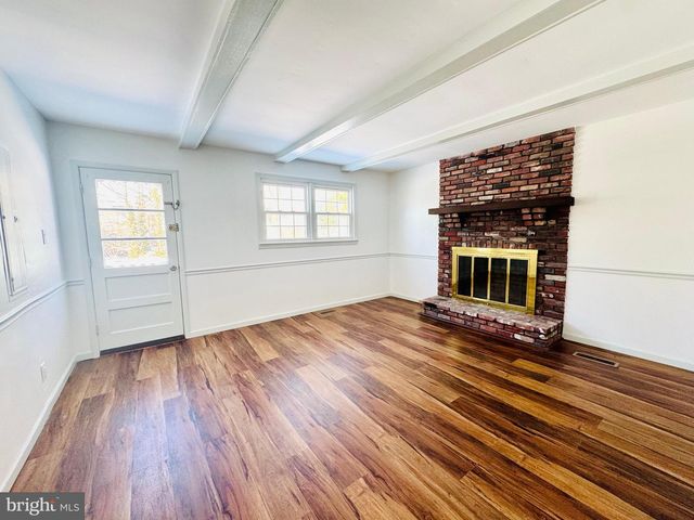 220 SOMERDALE RD, Voorhees, NJ 08043