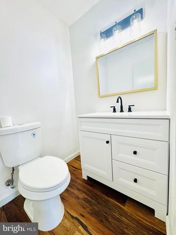 220 SOMERDALE RD, Voorhees, NJ 08043