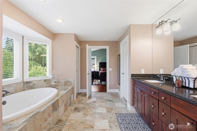 10927 NE 157TH Street, Bothell, WA 98011