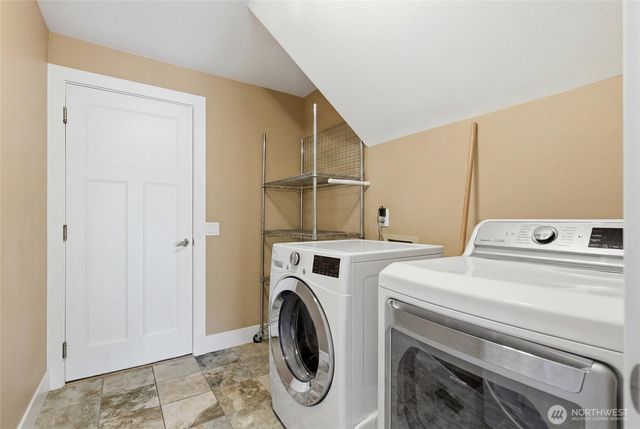 10927 NE 157TH Street, Bothell, WA 98011