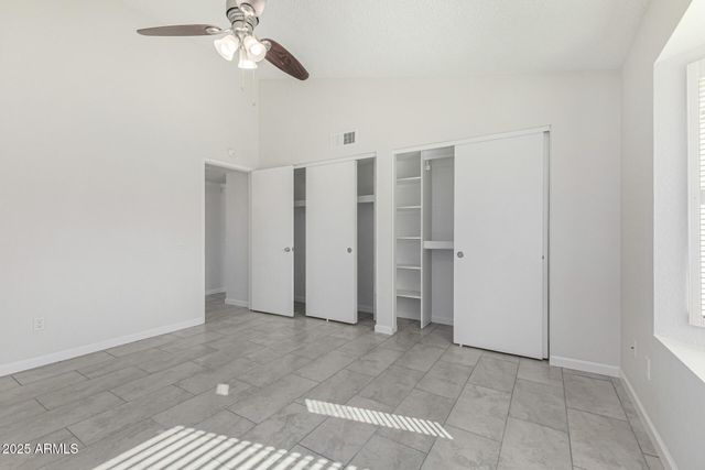 1813 E GRANDVIEW Road, Phoenix, AZ 85022