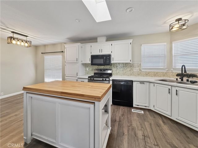 220 S Elk 75, Hemet, CA 92543