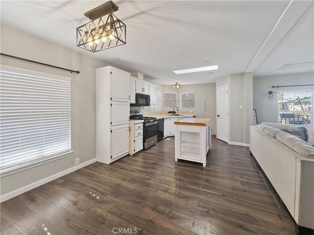 220 S Elk 75, Hemet, CA 92543