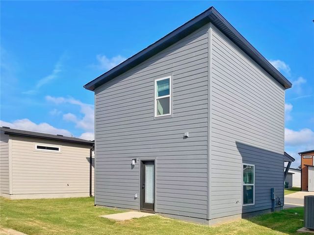 560 Discovery Avenue, Bentonville, AR 72712