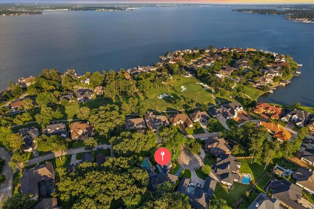 20 Woodshay Court, Montgomery, TX 77356