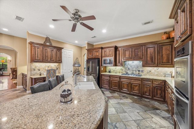 20 Woodshay Court, Montgomery, TX 77356