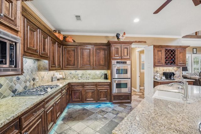 20 Woodshay Court, Montgomery, TX 77356