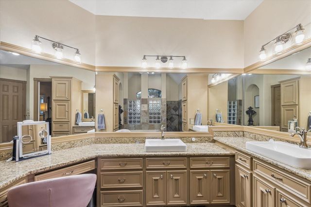 20 Woodshay Court, Montgomery, TX 77356