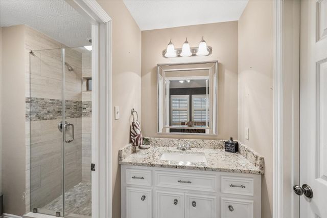 20 Woodshay Court, Montgomery, TX 77356