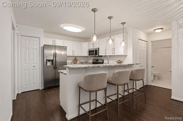 17103 Caitlin Circle, Commerce Twp, MI 48390