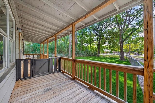 450 Dove Creek Dr, Coldspring, TX 77331