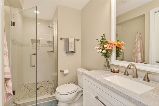 131 Shadowbrook Drive, Greece, NY 14616