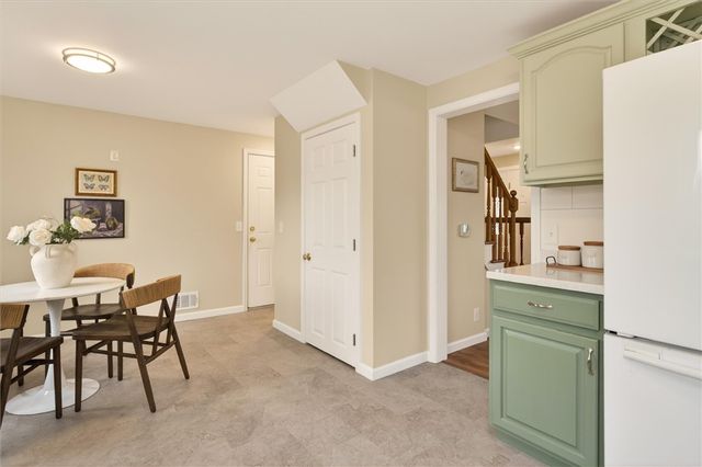 131 Shadowbrook Drive, Greece, NY 14616