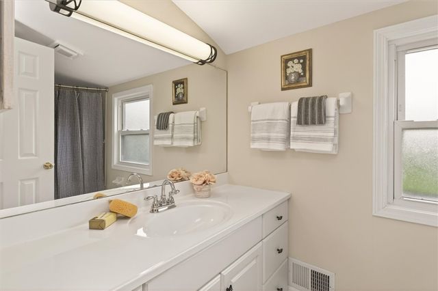 131 Shadowbrook Drive, Greece, NY 14616