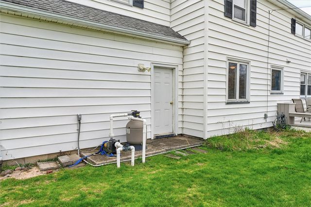 131 Shadowbrook Drive, Greece, NY 14616