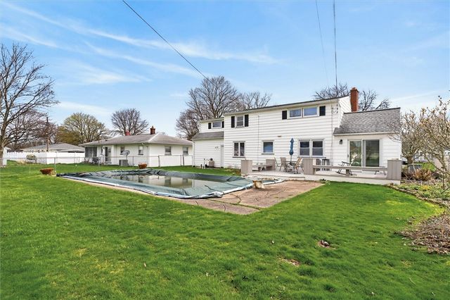 131 Shadowbrook Drive, Greece, NY 14616