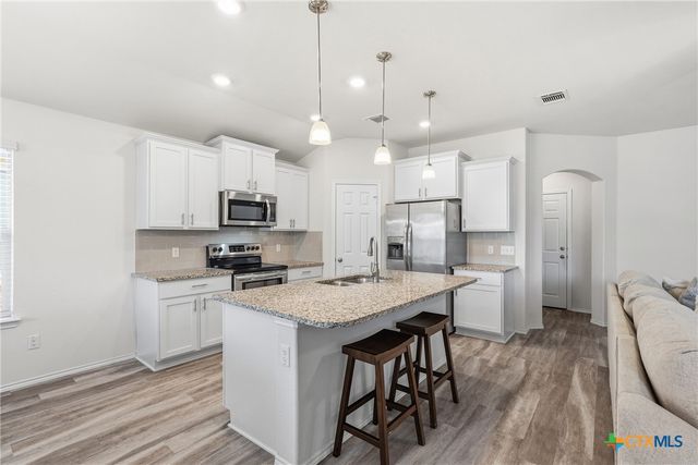 212 Bainbridge Drive, Temple, TX 76502