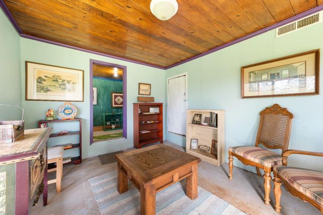 16310 Dry Creek Ln, Grass Valley, CA 95949