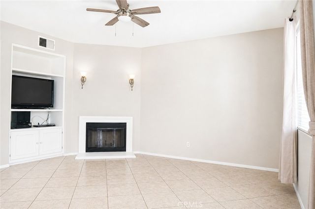 3514 Carlisle St, Perris, CA 92571