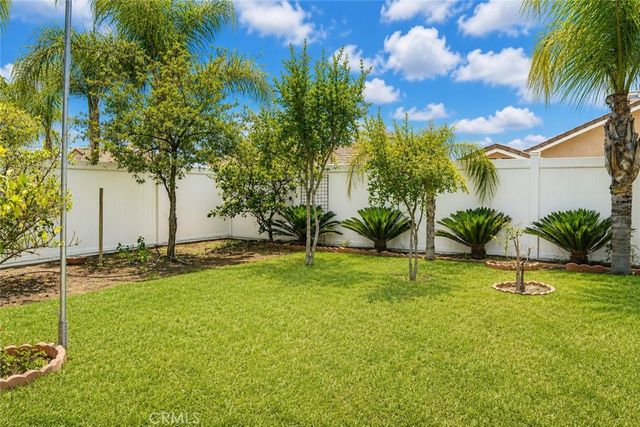 3514 Carlisle St, Perris, CA 92571