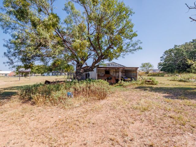 270 Fox Hollow Lane, Early, TX 76802