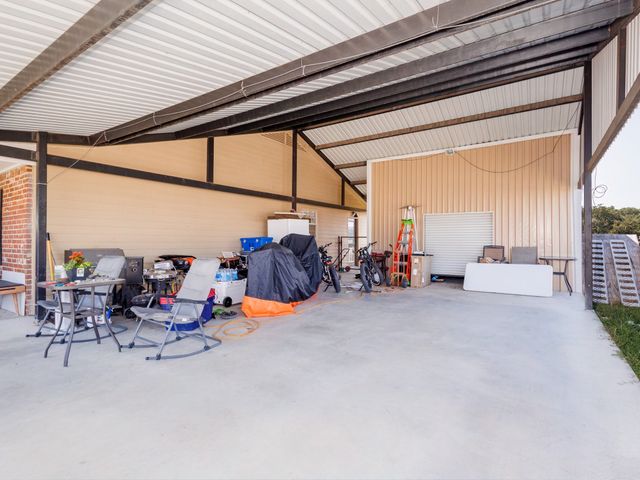 270 Fox Hollow Lane, Early, TX 76802