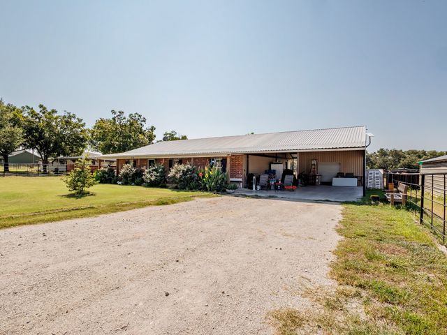 270 Fox Hollow Lane, Early, TX 76802