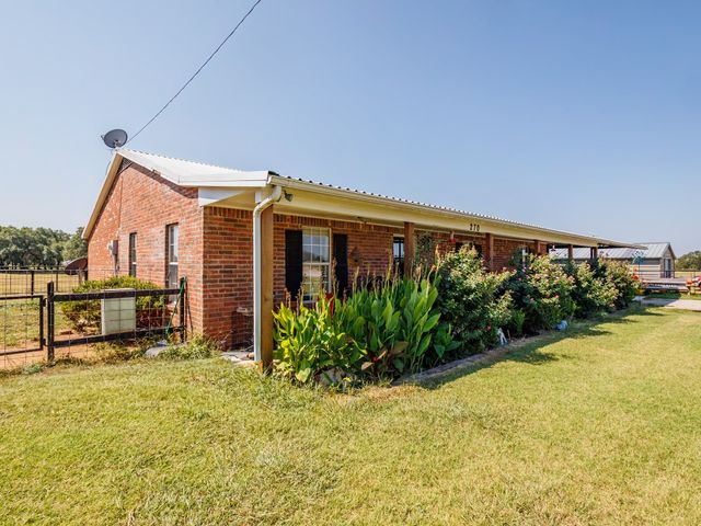 270 Fox Hollow Lane, Early, TX 76802