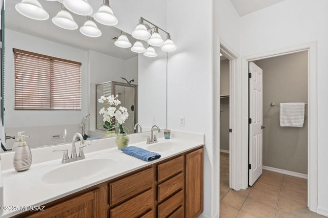 15741 S Camino Muesa, Sahuarita, AZ 85629