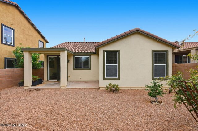 15741 S Camino Muesa, Sahuarita, AZ 85629