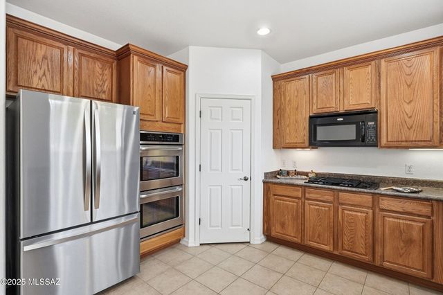 15741 S Camino Muesa, Sahuarita, AZ 85629