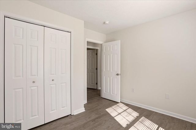 174 OPEN FIELD LN, Falling Waters, WV 25419