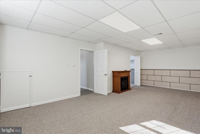 174 OPEN FIELD LN, Falling Waters, WV 25419