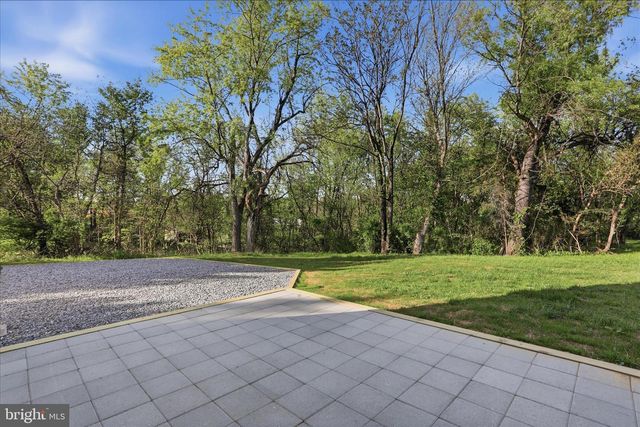 174 OPEN FIELD LN, Falling Waters, WV 25419