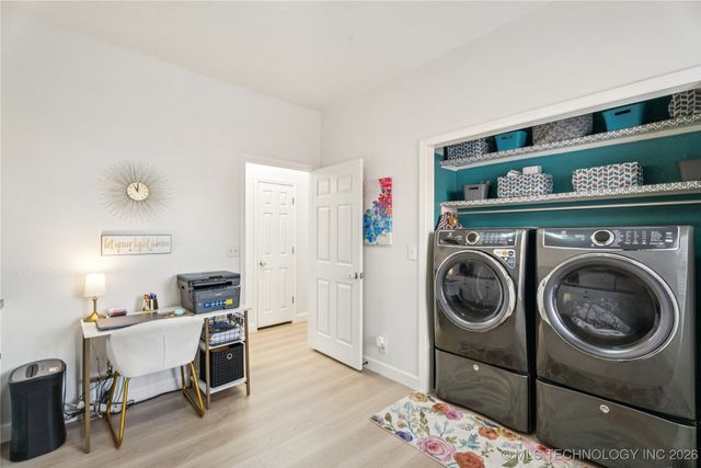 900 S Willow Avenue, Broken Arrow, OK 74012