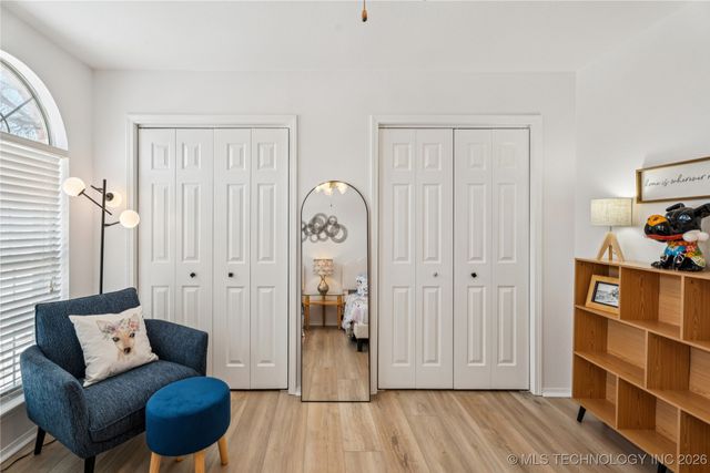 900 S Willow Avenue, Broken Arrow, OK 74012