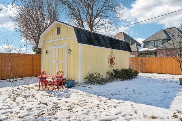 900 S Willow Avenue, Broken Arrow, OK 74012