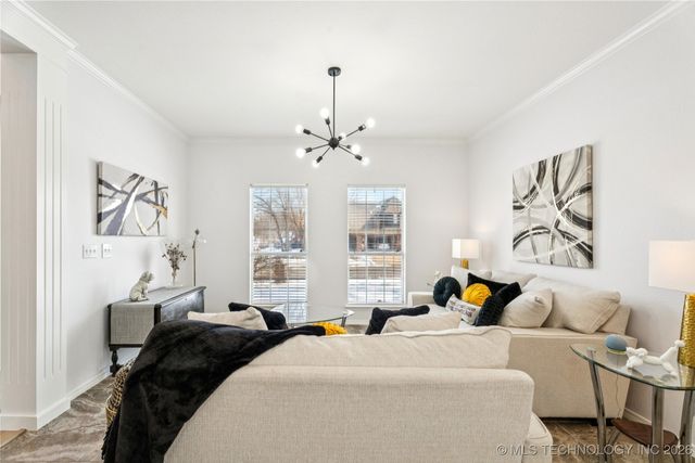 900 S Willow Avenue, Broken Arrow, OK 74012