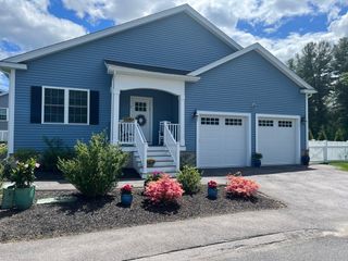 8 Burkhardt Circle 8, Boylston, MA 01505