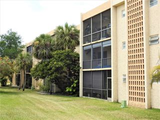 8401 SW 107th Ave 211E, Miami, FL 33173