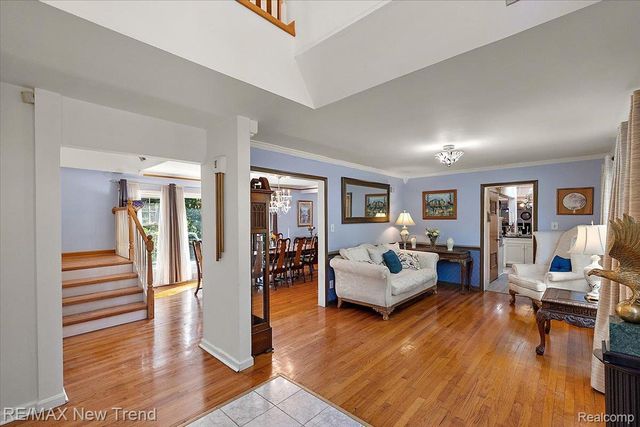1450 Lenox Road, Bloomfield Charter Township, MI 48304