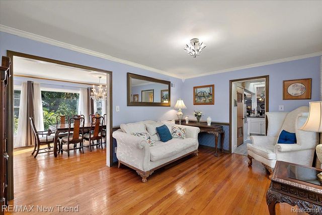 1450 Lenox Road, Bloomfield Charter Township, MI 48304