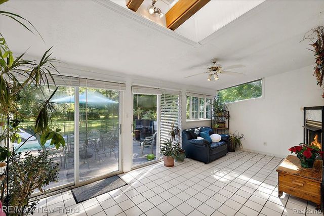 1450 Lenox Road, Bloomfield Charter Township, MI 48304